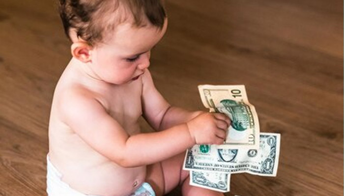Tùy tình trạng kinh tế thì nên lựa chọn kỹ các dòng sữa ngoại tốt cho bé
